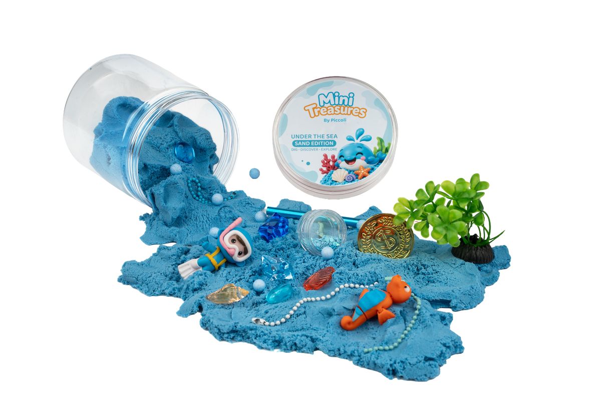 Under the Sea Sand poured out: blue sand with sea creatures and a gold coin